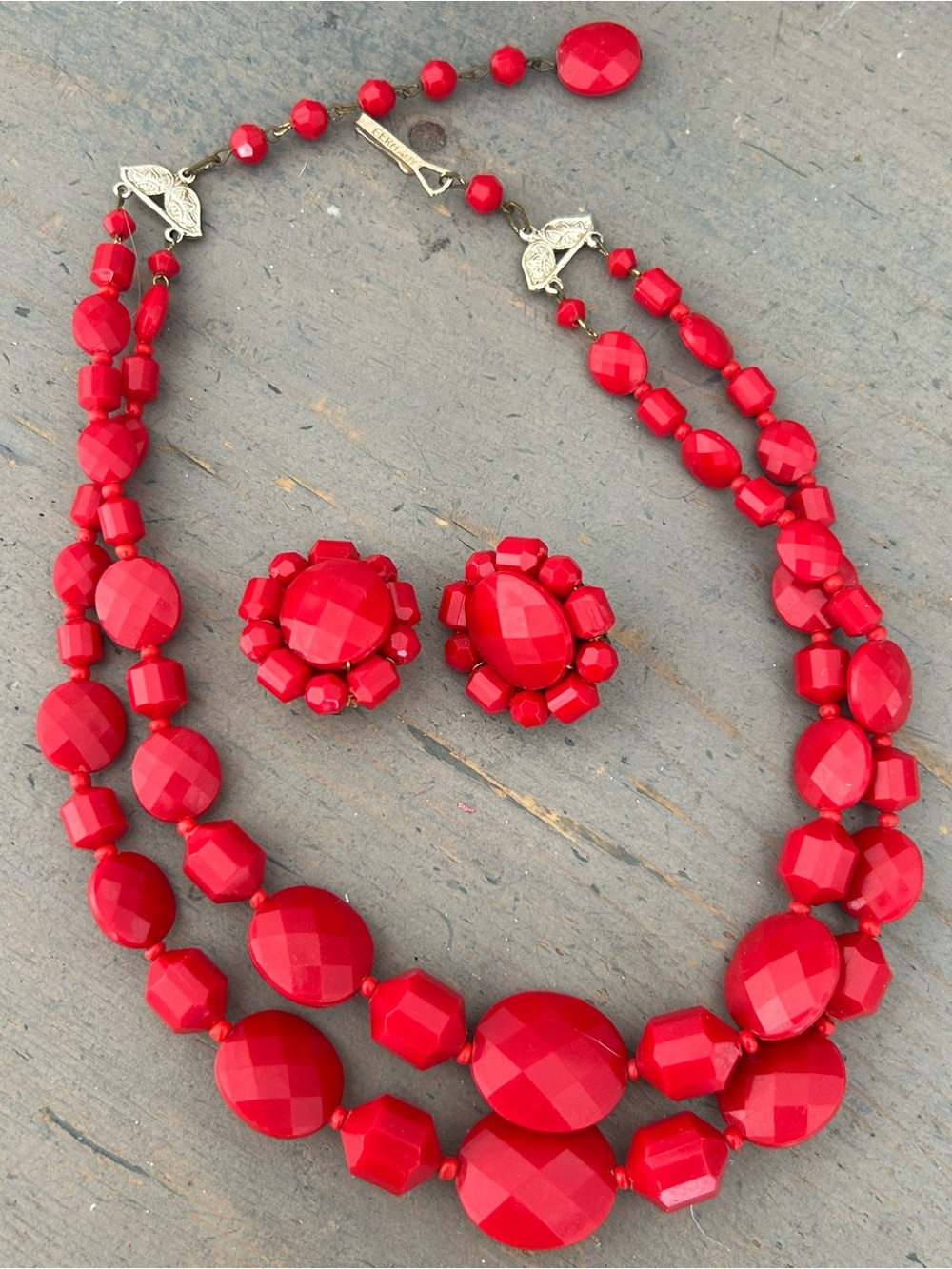 Vintage Germany necklace & earrings 
Stunning vibrant red